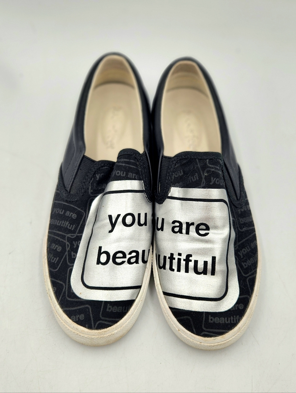 Bucket feet Matthew Hoffman You Are Beautiful Sneaker Womens 6.5 Black Silver